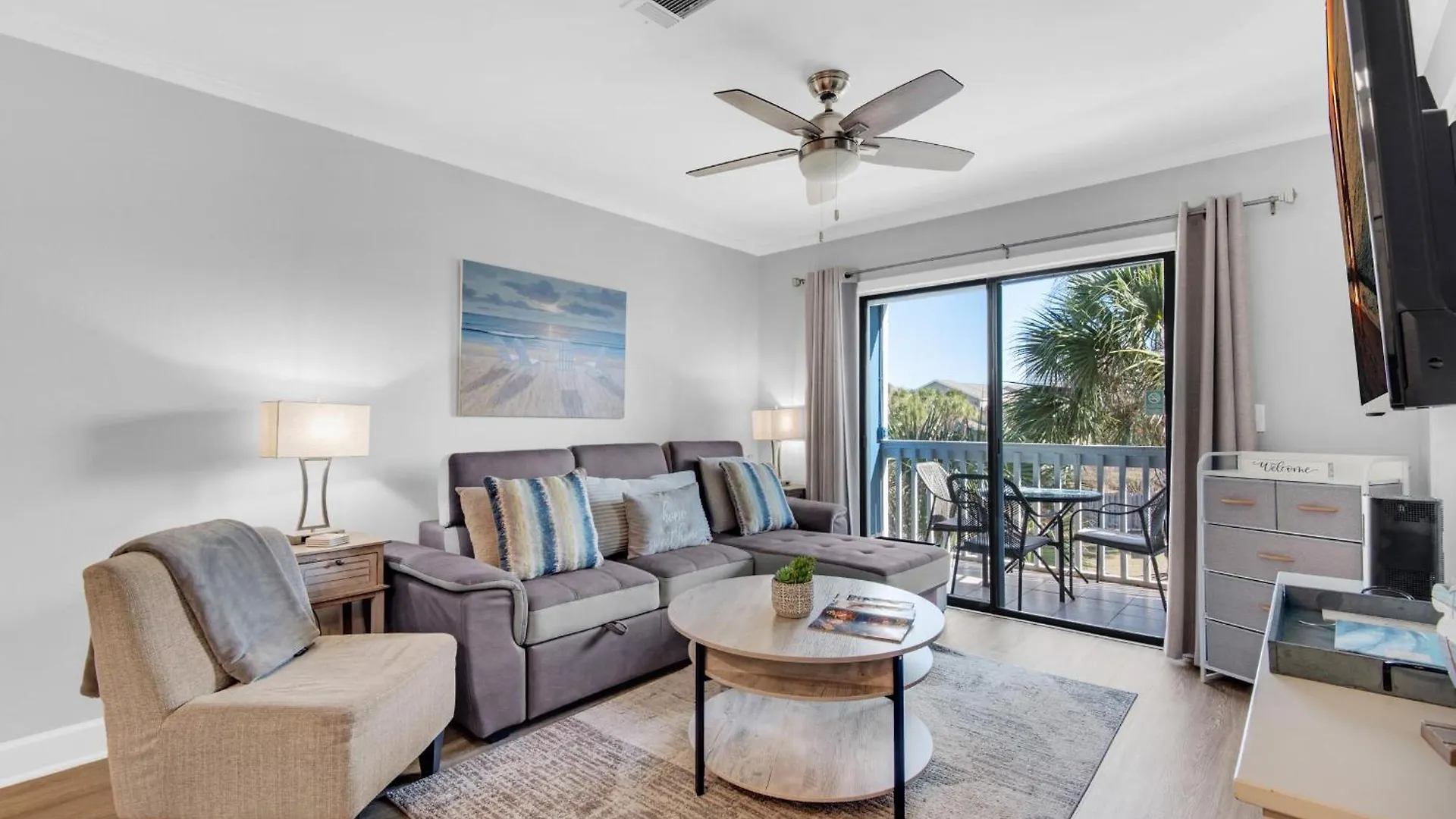 Lakeview #6- Emerald Searenity Destin Holiday home